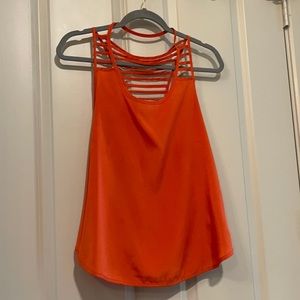 Women’s Sleeveless Blouse